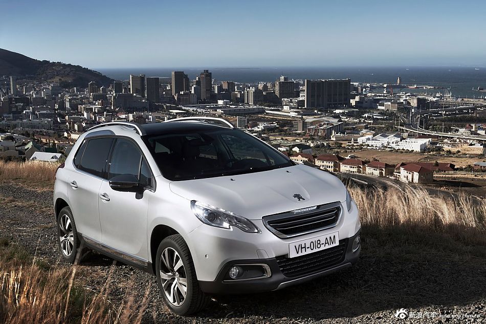 海外实拍标致2008