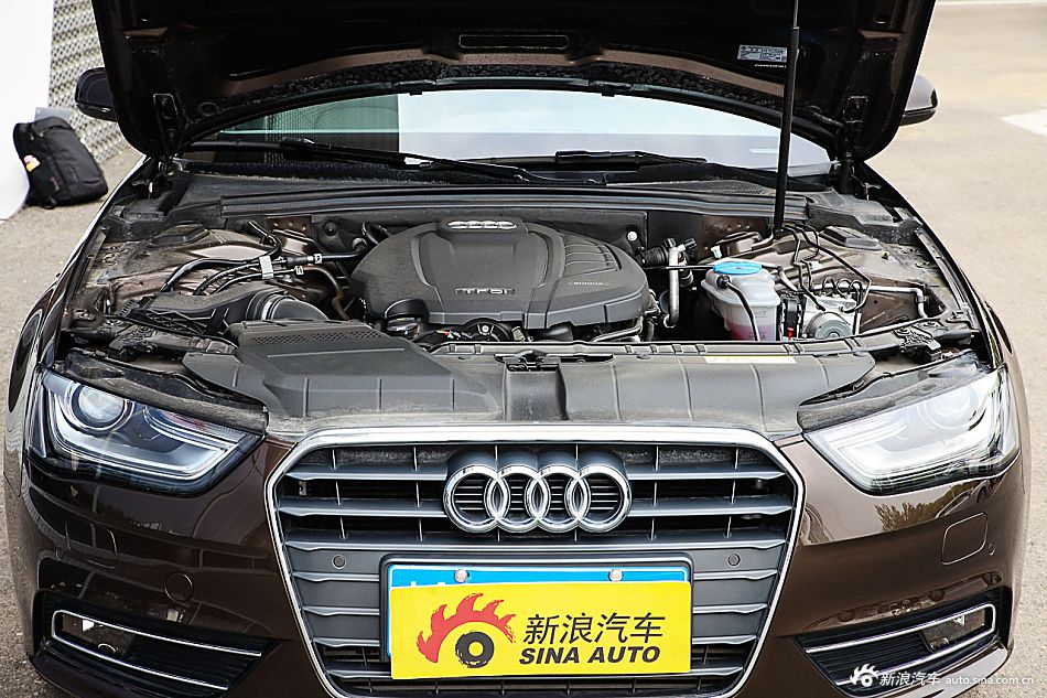 2015款奥迪A4L 35TFSI自动技术型