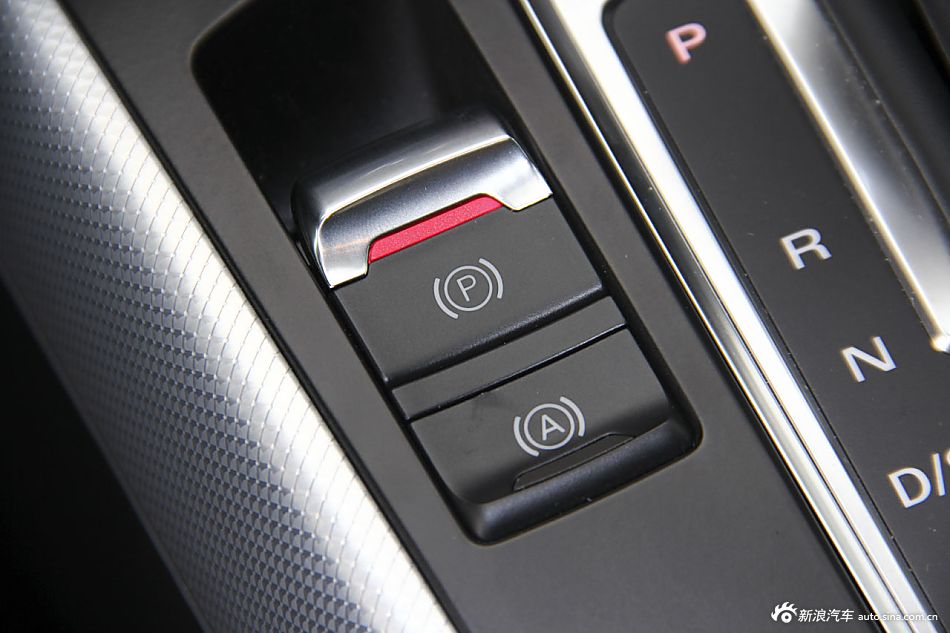 2014款奥迪A4L 45TFSI quttro个性运动版