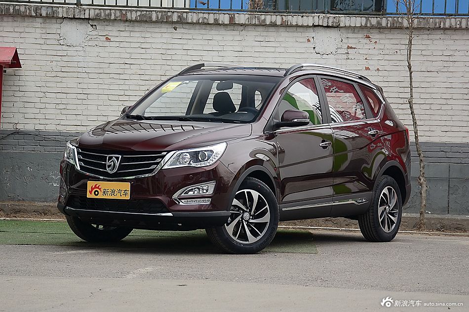 2016款宝骏560 1.8L手动豪华型