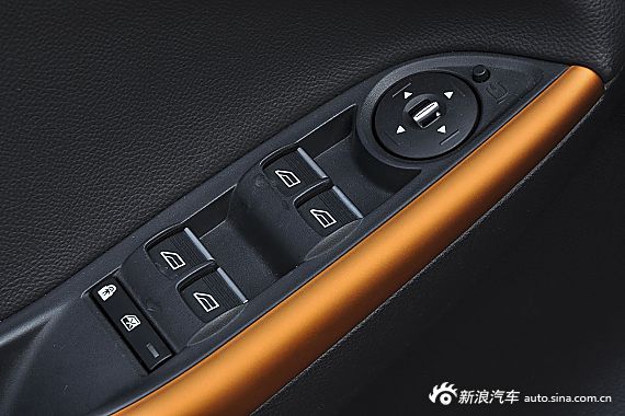 2015款福克斯两厢1.5L GTDi自动运动型