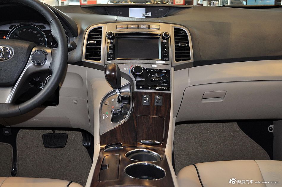 2013款威飒2.7L四驱豪华版