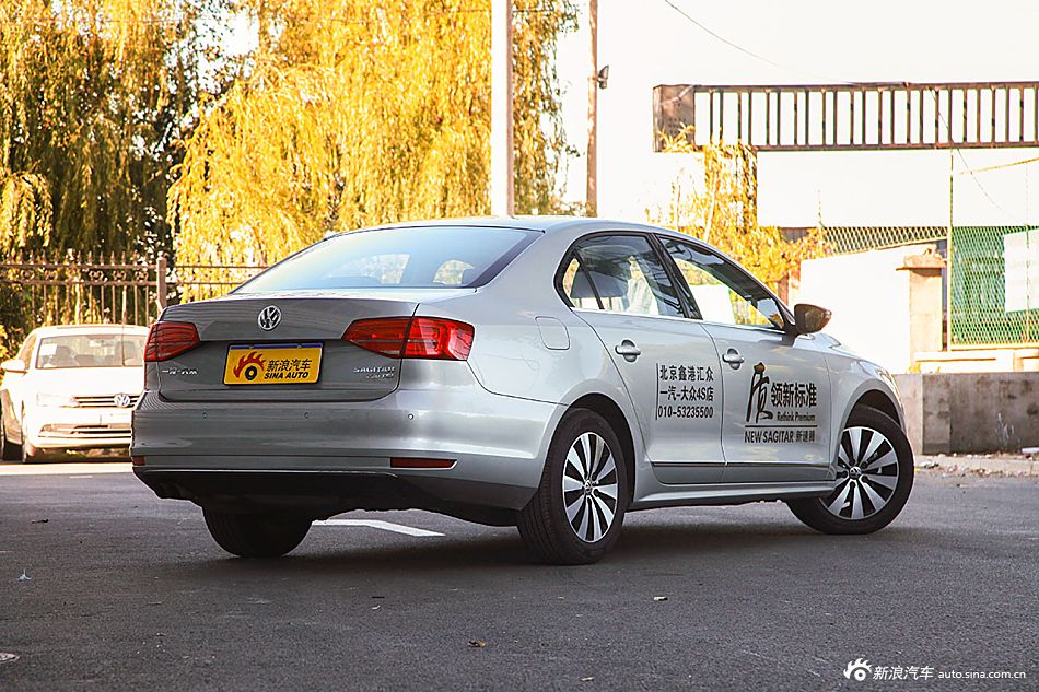 2015款速腾230TSI自动豪华型