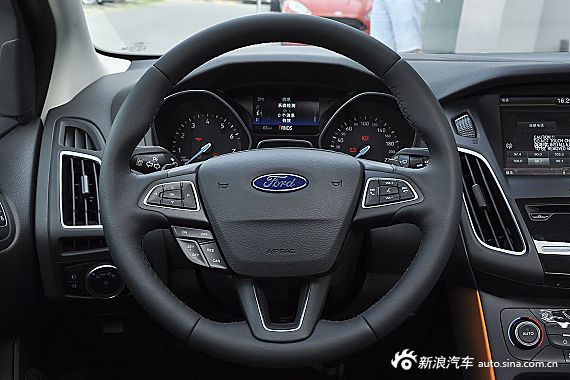 2015款福克斯两厢1.5L GTDi自动运动型