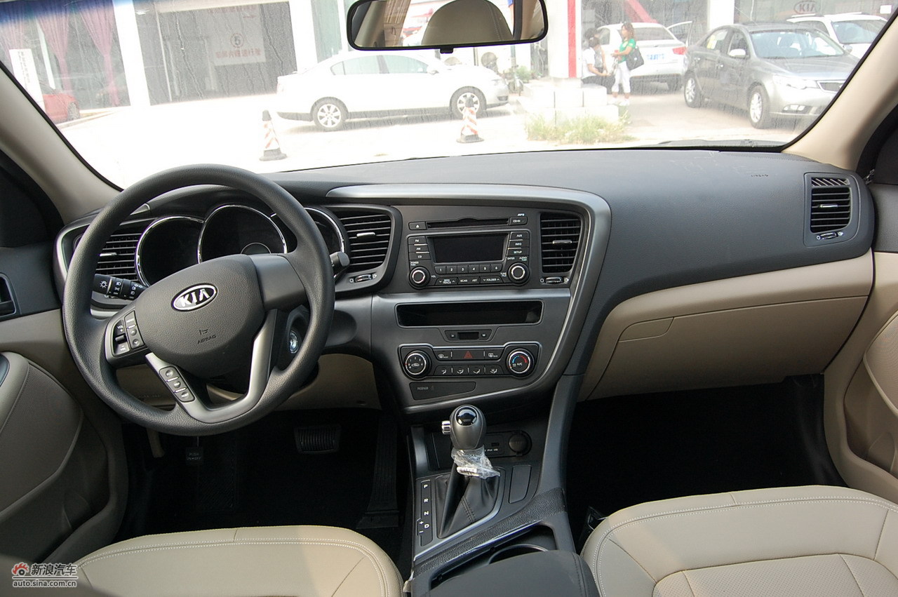 2011款东风悦达起亚k5_k5内饰图片9442399_汽车图库_新浪汽车_新浪网