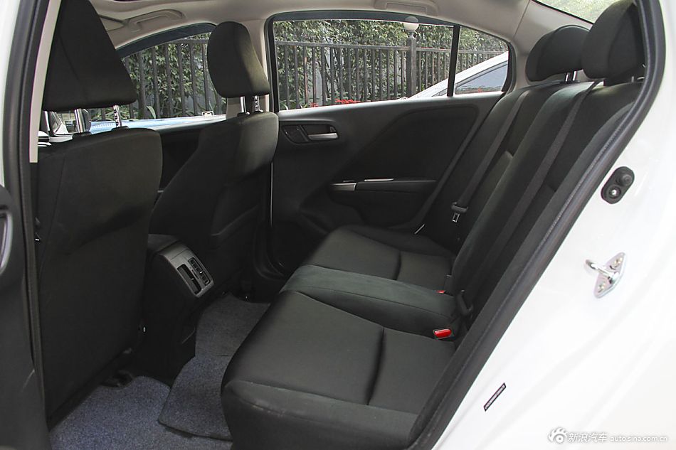 2015款锋范1.5L CVT旗舰版