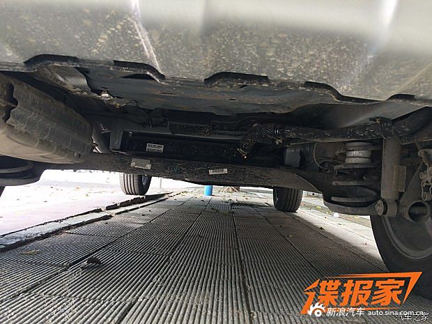 宝骏560 AMT车型谍照