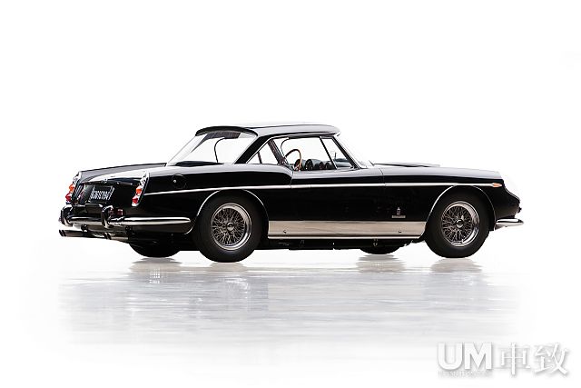 法拉利400拍卖760万美元破纪录