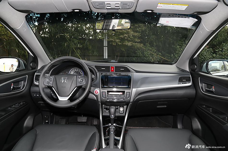 2016款凌派1.8L自动顶配版