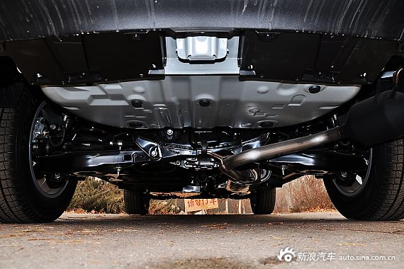 2015款RAV4 2.0L CVT四驱新锐版