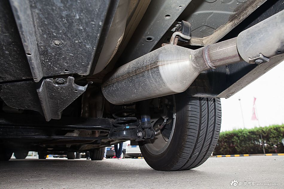 2014款卡罗拉1.8L CVT至高版