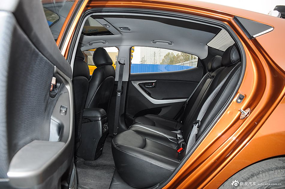 2015款朗动1.6L自动时尚型