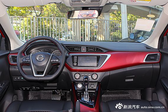 2016款蓝鸟 1.6L CVT高能版