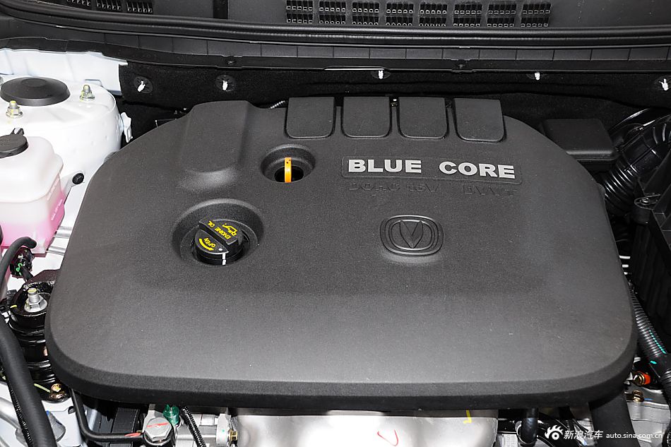 2015款逸动1.6L手动豪华型国5