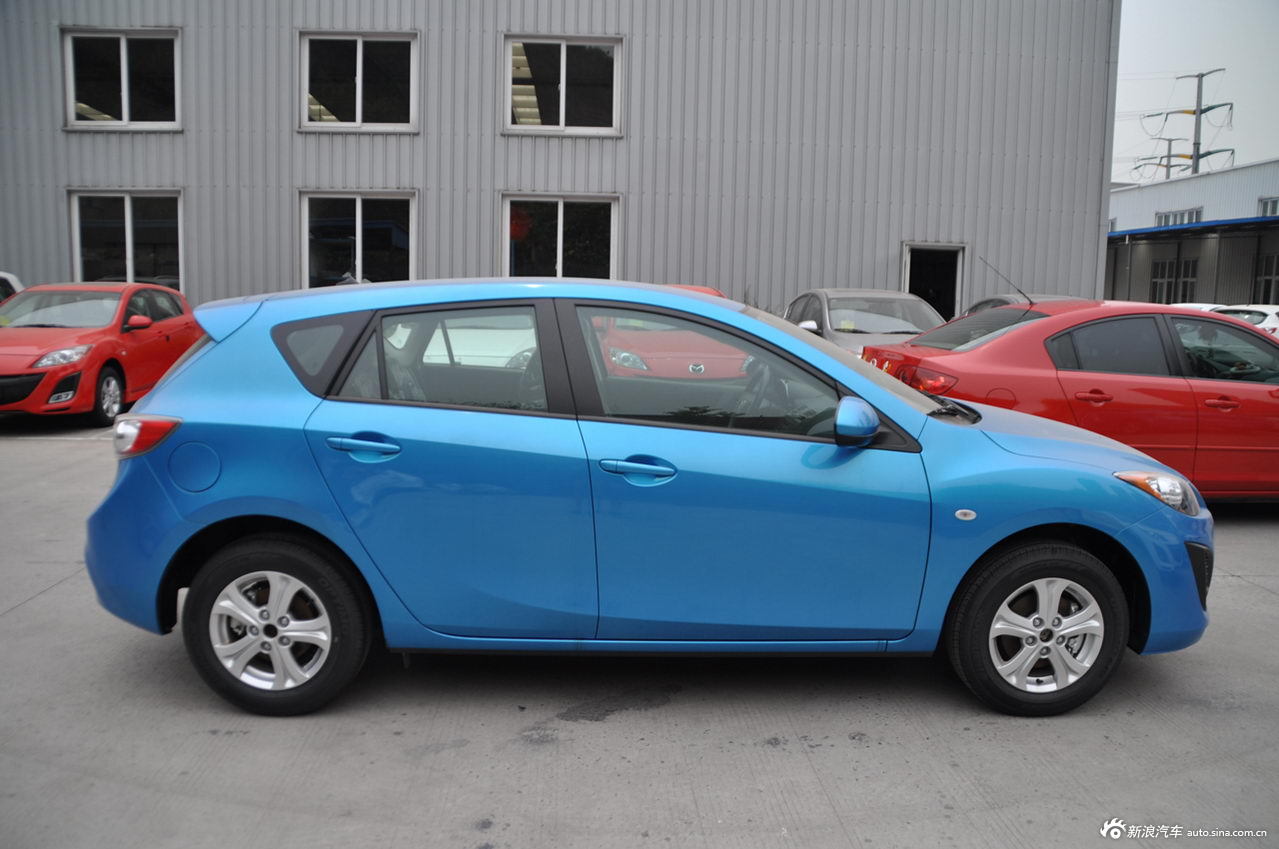 马自达3两厢多少钱(马自达3两厢版多少钱)