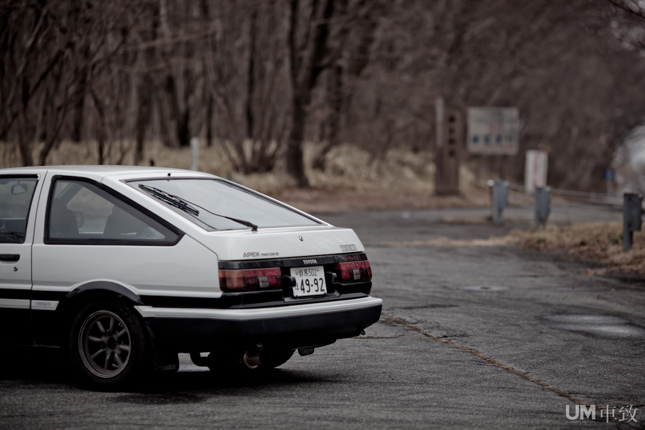 传奇回归 日本榛名山实拍丰田新老86-新浪汽车
