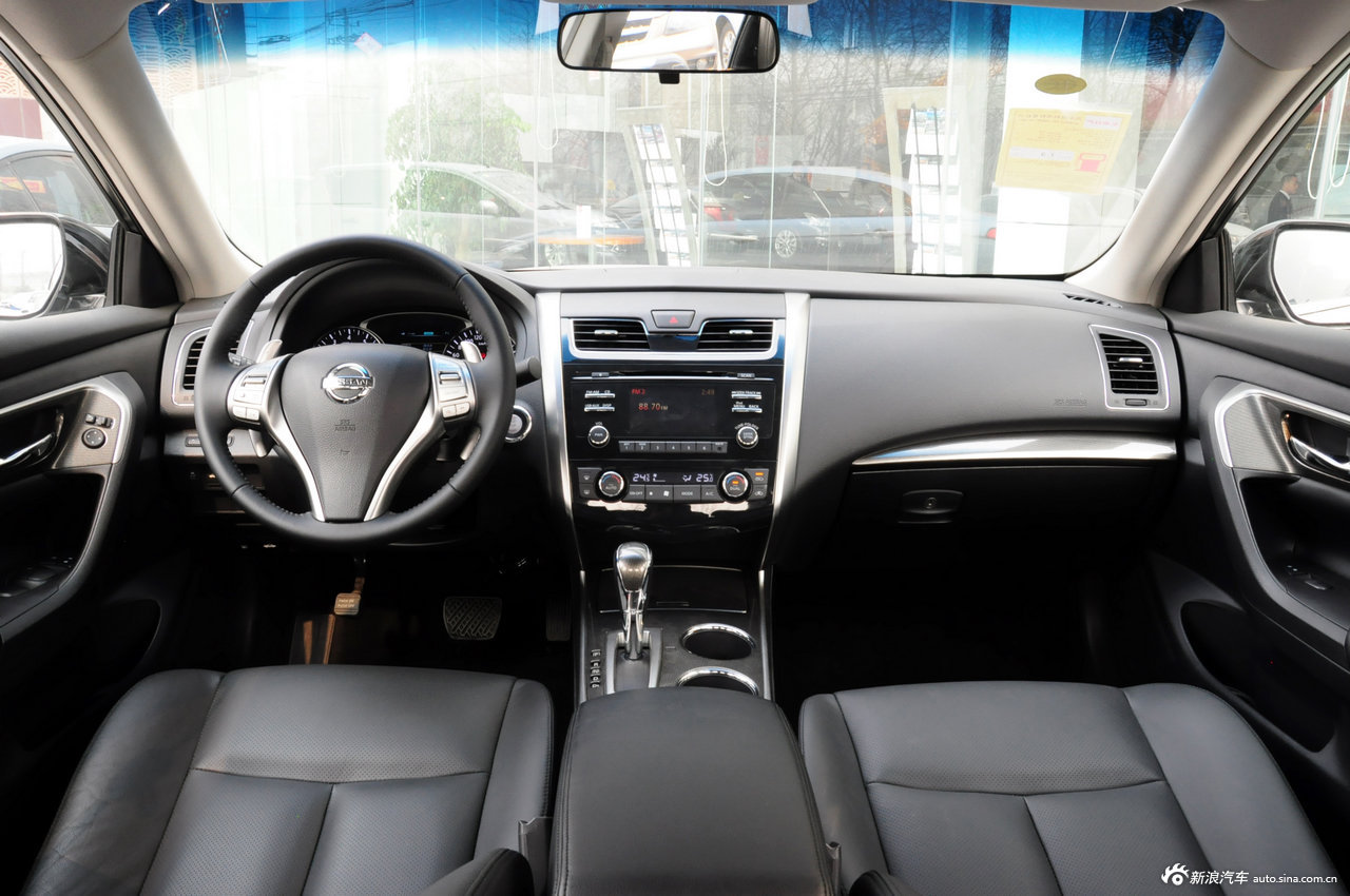 2013款天籁高清到店实拍_天籁内饰图片25012947_汽车图库_新浪汽车