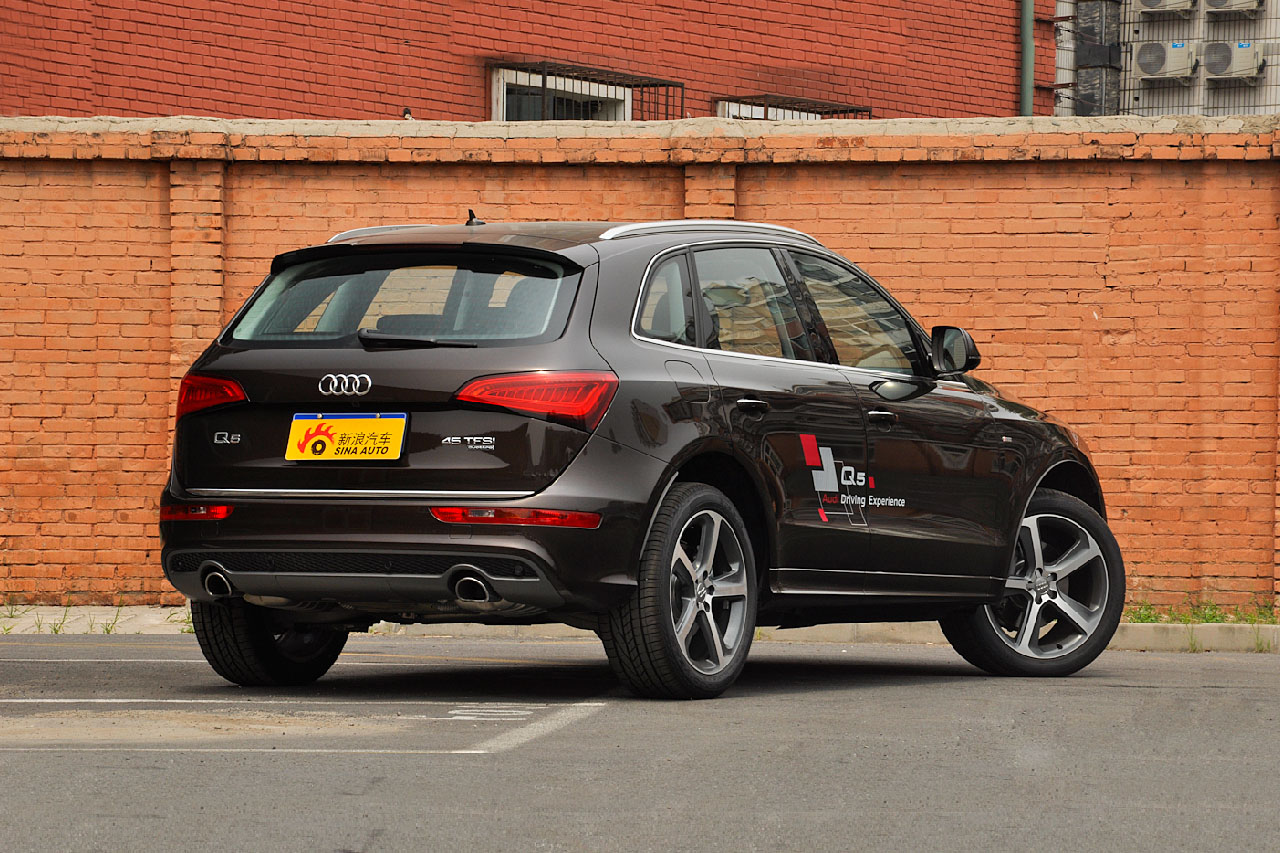 2013款进口奥迪q5 3.0t自动45tfsi quattro运动型