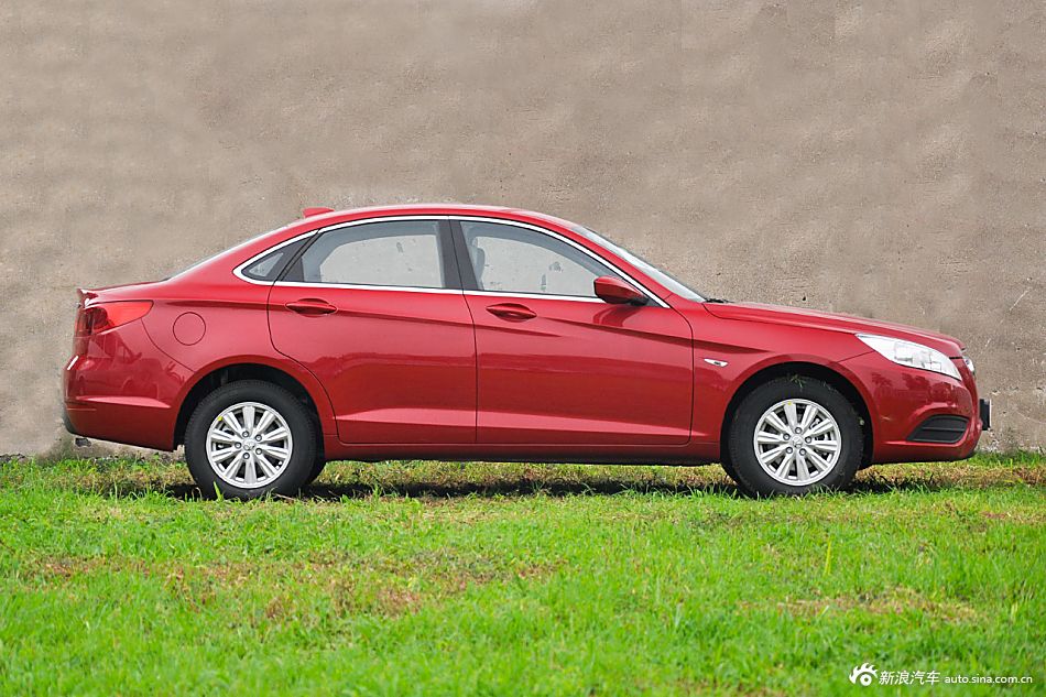 2014款绅宝D50 1.5L手动标准版