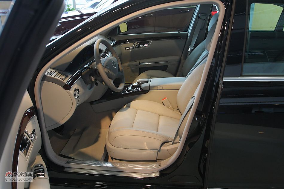 2009款奔驰s400l hybrid:内饰部分