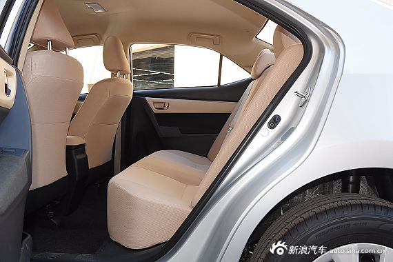 2015款雷凌1.6E CVT新锐版