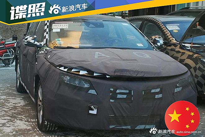 荣威550换代车型谍照