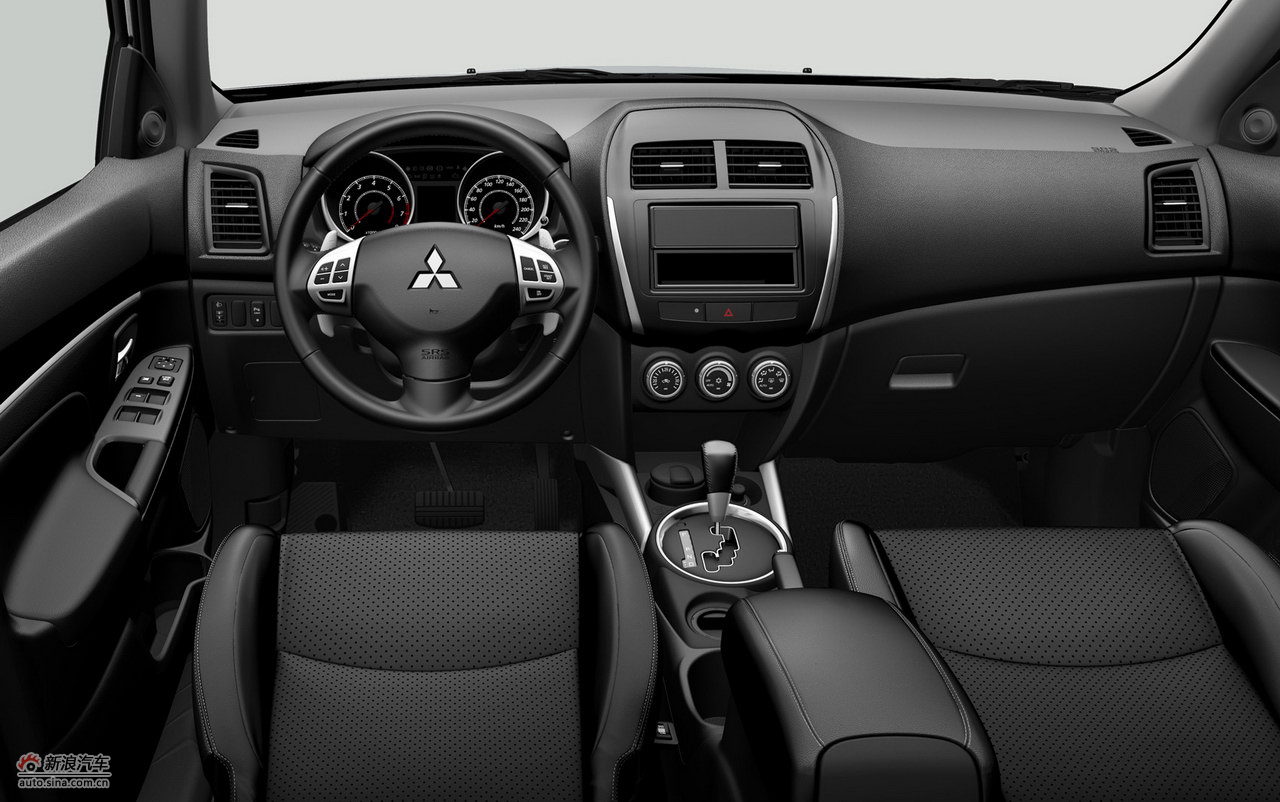 三菱asx劲炫内饰