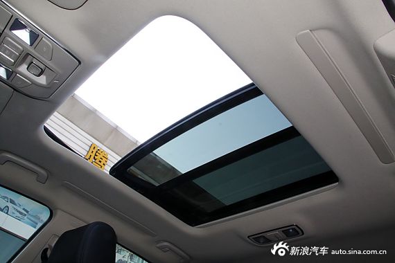 新浪汽车实拍吉利博瑞