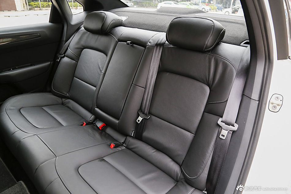 2016款C4世嘉1.6T自动THP自动旗舰型