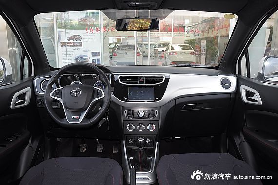 2015款中华V3 1.5L手动基本型
