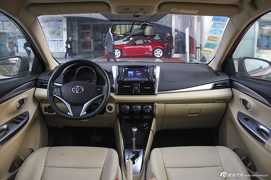 2014款威驰1.5L自动智尊版