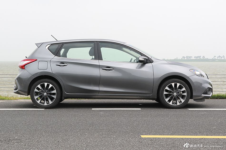 2016款新TIIDA 1.6L自动智尊版