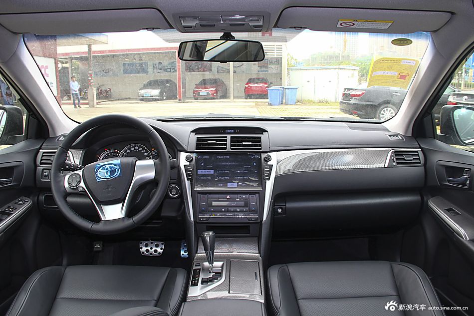 2015款凯美瑞骏瑞2.0L自动凌动版