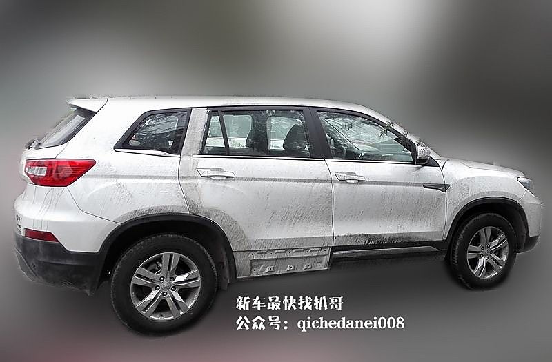 长安CS85测试车谍照