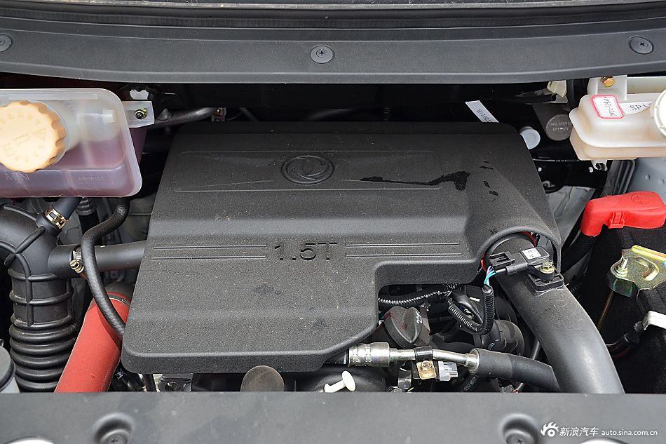 2016款风行F600L 1.5T手动豪华型