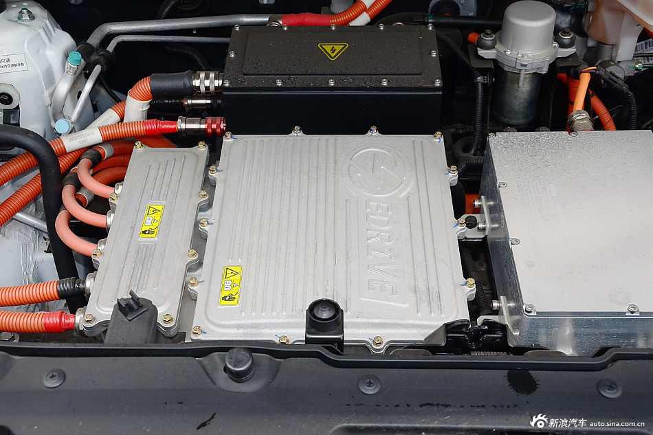 2016款华泰xEV260尊贵型