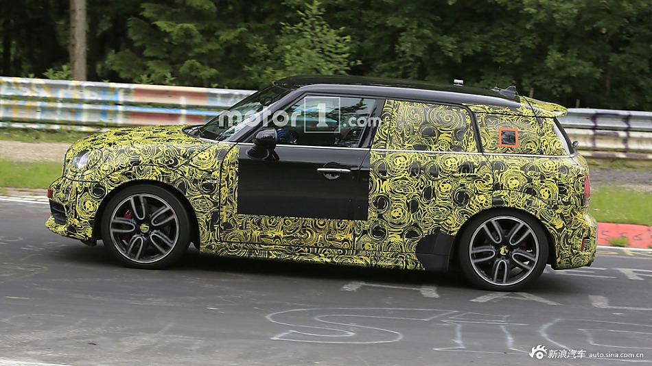 新MINI JCW COUNTRYMAN谍照