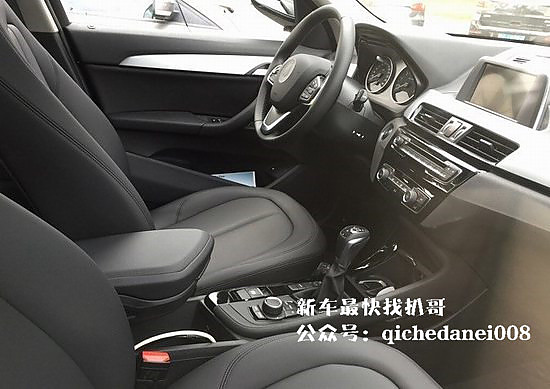 宝马X1插电版谍照