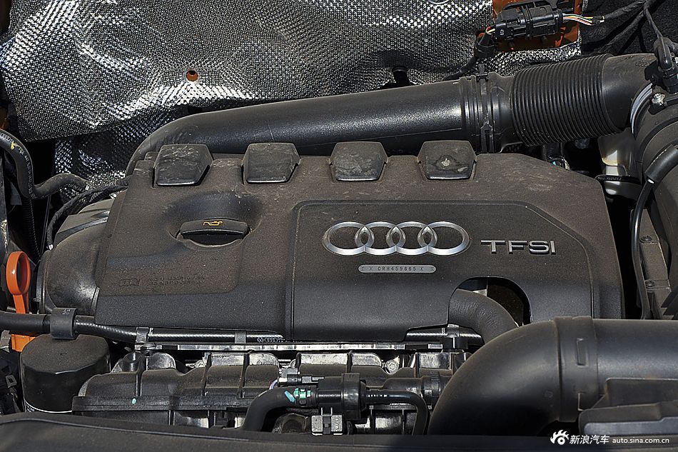 2013款奥迪Q3 35TFSI舒适型