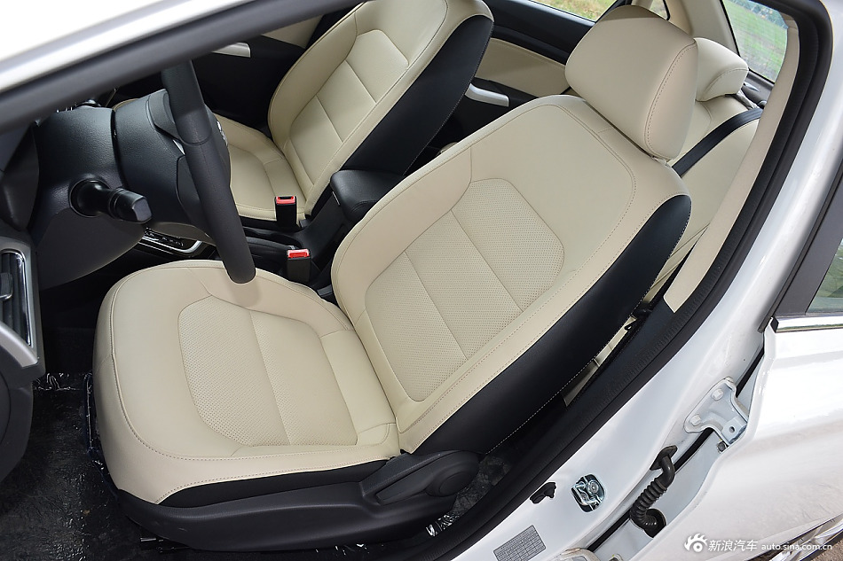 2016款悦翔V7 1.6L自动乐享型V