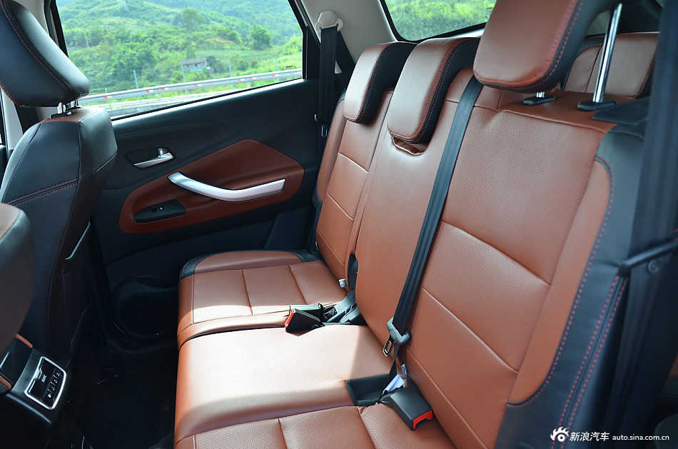 2016款北汽幻速S3L