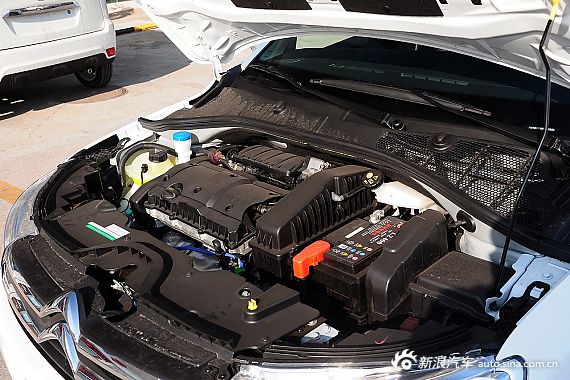 2015款雪铁龙C3-XR 1.6L 自动先锋型
