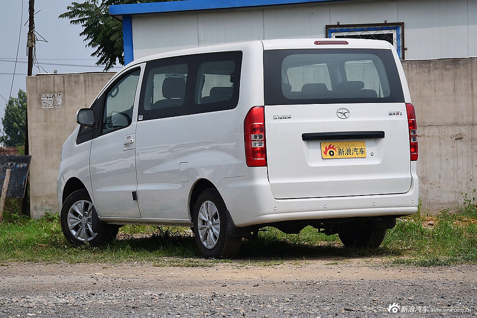 2016款江淮M3 1.6L 手动豪华型