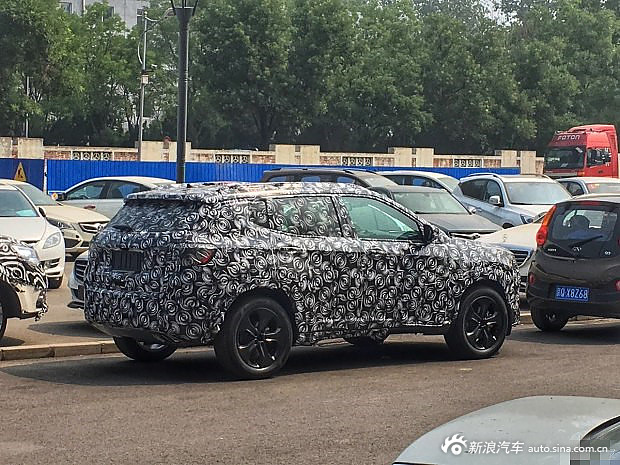 正在国内路试，代号为Jeep 553的全新车