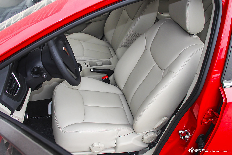 2015款荣威360 1.5L自动豪华版