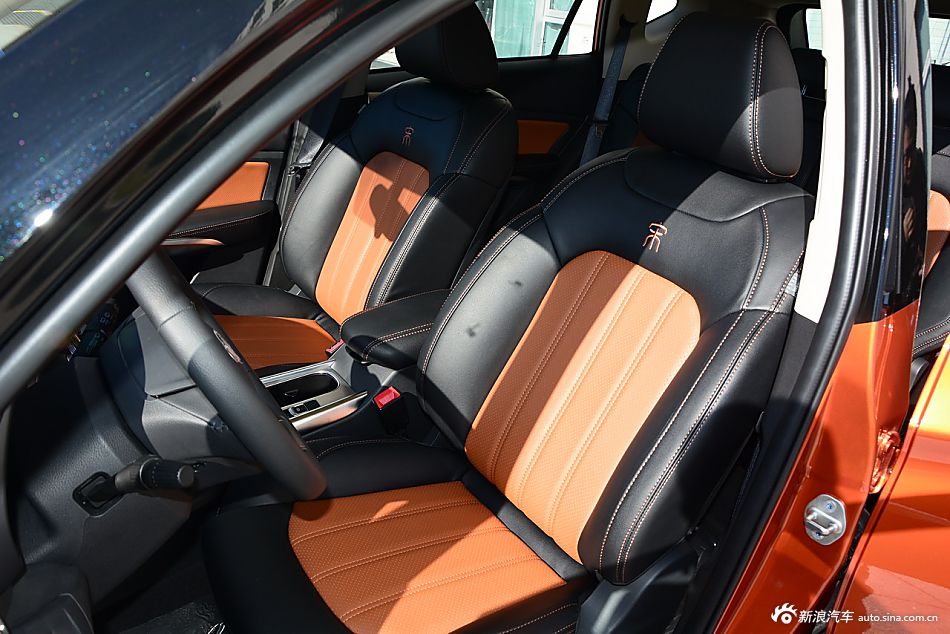 2016款比亚迪宋2.0TID自动旗舰型