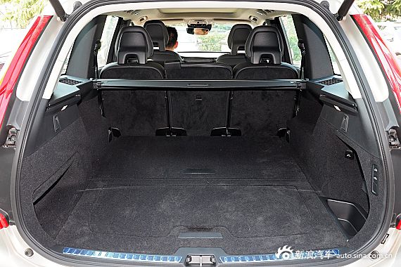 2015款沃尔沃XC90 2.0T T6智雅版