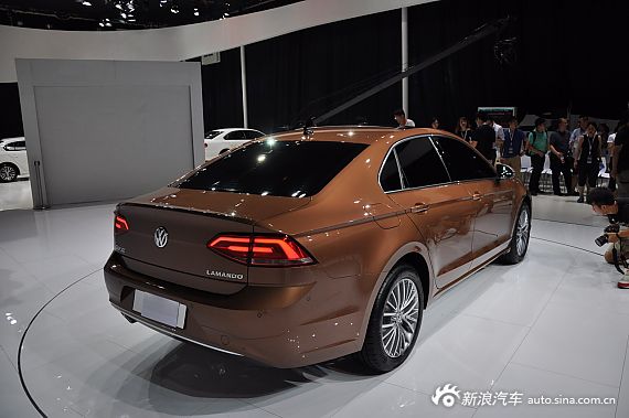 2014成都车展新车实拍：上海大众凌渡