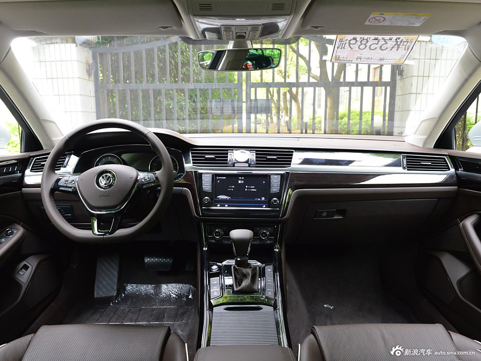 解读上汽大众全新辉昂。对豪华的另一种诠释