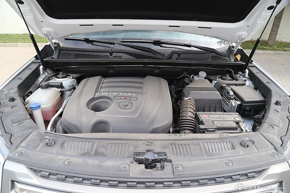 2015款长安CS75 1.8T自动四驱尊贵版